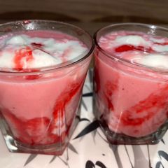 A picture of Strawberry cream.