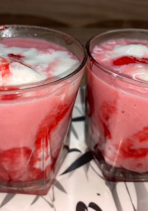 A picture of Strawberry cream.