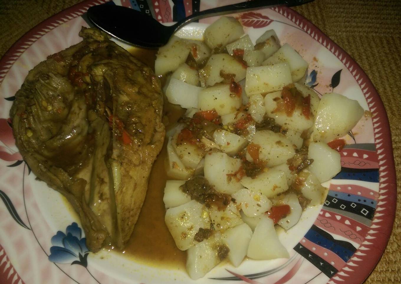 Boiled potatoes nd pepper soup