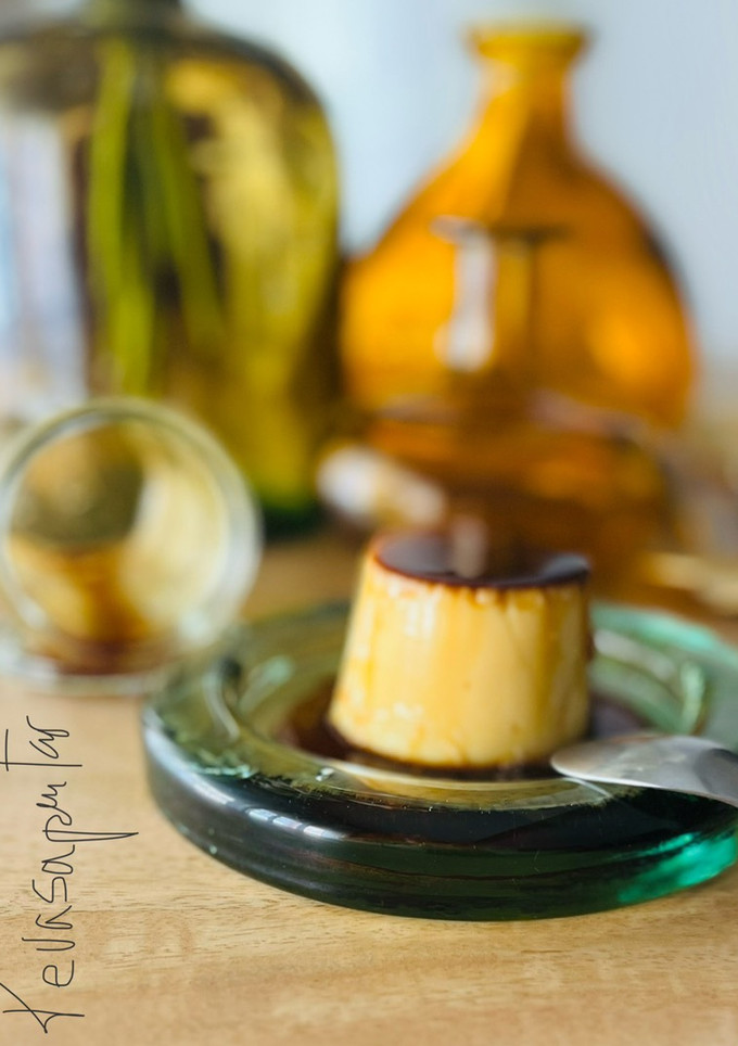 Una foto de Flan de huevo a baja temperatura 🍳 🍮