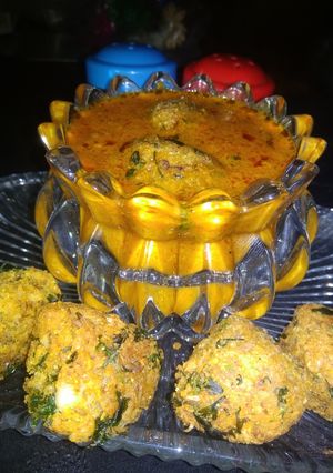 A picture of Nariyal kofta.