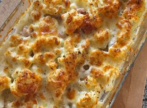 Foto principal de Coliflor al horno con bacon y queso 👌