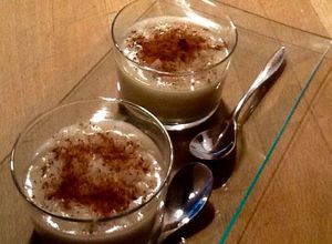 Foto principal de Arroz con leche de almendras y miel de romero
