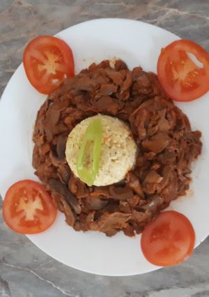 Gombapörkölt juhtúrós bulgurral recept fotója