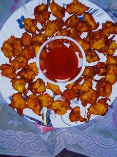 চিকেন ক্রিসপি পকোড়া (chicken crispy pakora recipe in Bengali) রেসিপির প্রধান ছবি