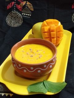 आमरस (Aamras Recipe In Marathi) रेसिपी चे मुख्य फोटो 