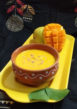 आमरस (Aamras Recipe In Marathi) रेसिपी चे मुख्य फोटो