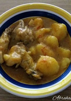 Una foto de Patatas guisadas con pollo