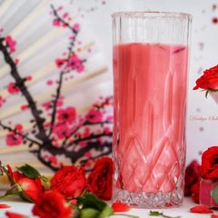 A picture of Rooh Afza Milkshake.