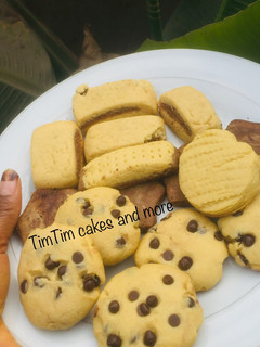 A picture of Chocolate chip cookies.