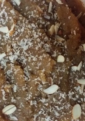 A picture of Suji and aata mix halva.