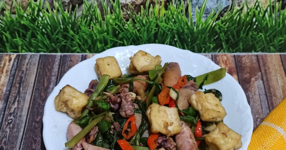 Tumis kangkung tahu cumi asin