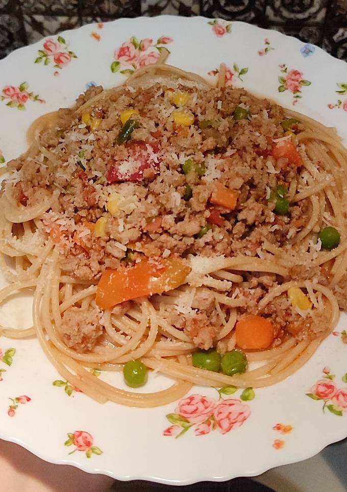 Паста болоньєзе з телятиною та овочами😋