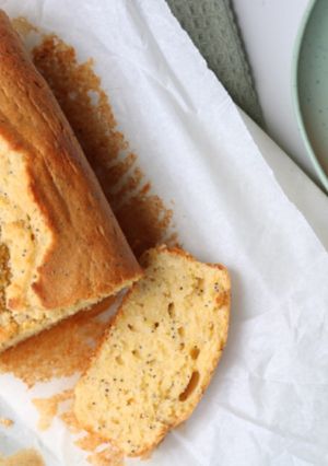 A picture of Lemon & Poppy Seed Yogurt Loaf Cake.