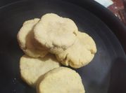 Una foto de receta con harina de trigo y lechera