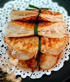 thịt bò nướng lá