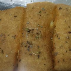 A picture of Vegetable stuffed bread.