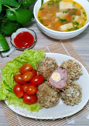 Hình của món Trứng cút bọc cốm xanh.