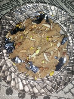 A picture of Sooji ka halwa.