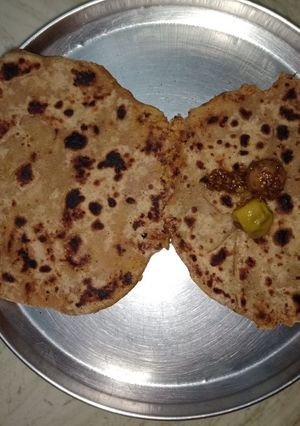 A picture of Gobhi Paratha.