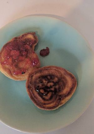 A picture of Vetkoeks.