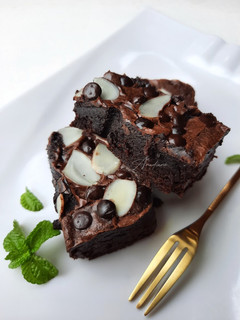 Foto resep Fudgy brownies with Shiny Crust, 2 telur