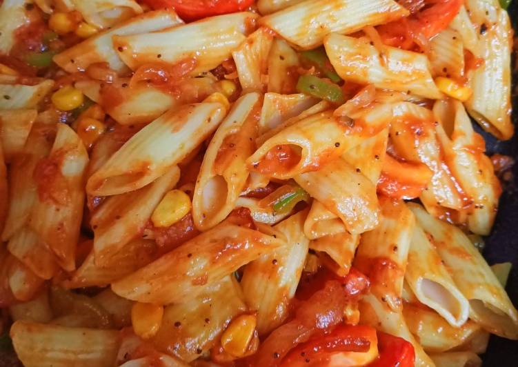 Red sauce pasta