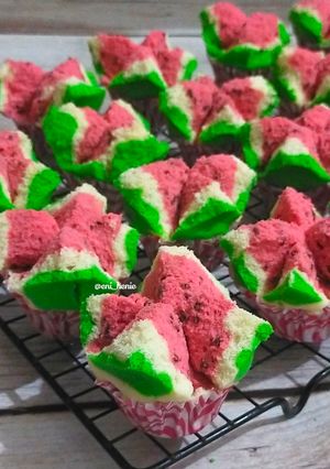 Foto resep 1075. Bolu Kukus Mekar Semangka dengan Santan