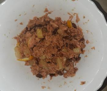 Easy Serving Recipe Tuna salad with fruits Home Style