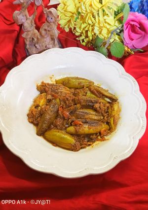 মশালা পটল(Masala potol recipe in Bengali) রেসিপির প্রধান ছবি