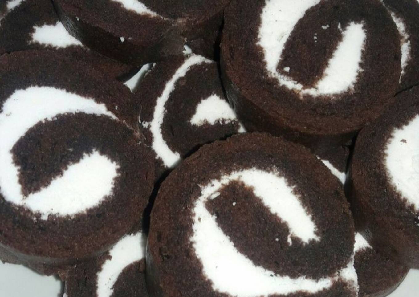 Chocolate swiss roll recipe on pan