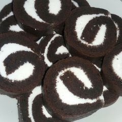A picture of Chocolate swiss roll recipe on pan.