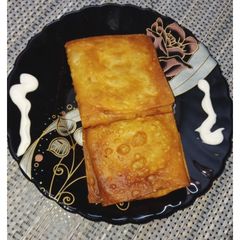 A picture of Pizza pockets.