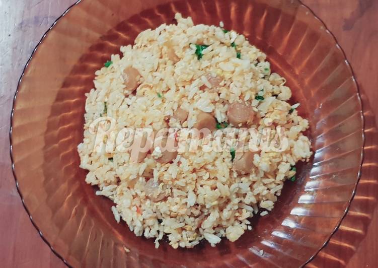 Cara Bikin Nasi goreng sosis telur Kekinian