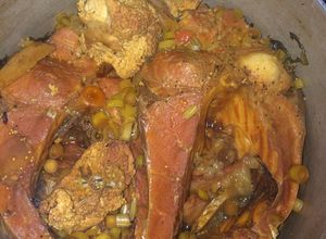 Hình của món Cá trắm kho giềng sả.