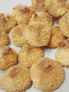 Una foto de Galletas de coco o cocadas