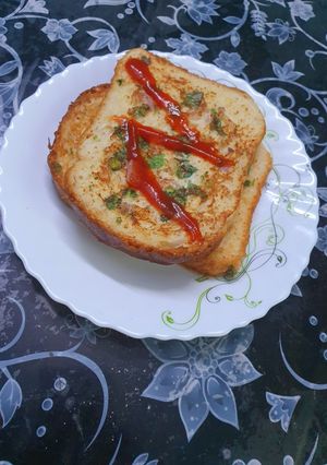 চিজি মাসালা টোস্ট(cheese masala toast recipe in Bengali) রেসিপির প্রধান ছবি