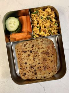 पनीर भुर्जी (paneer bhurji recipe in Hindi) रेसिपी मुख्य फोटो