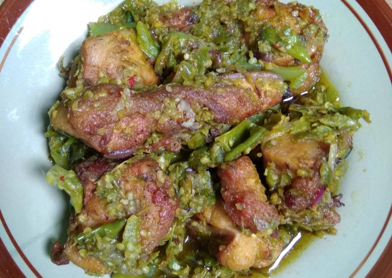 Ayam goreng lado ijo