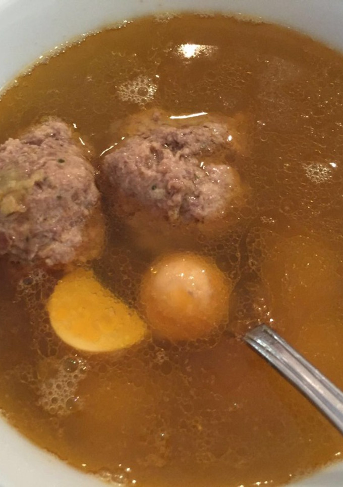 Una foto de Caldo con pelotas