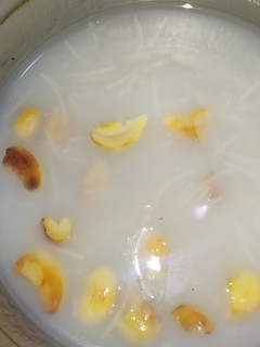 பால் சேமியா பாயசம்(pal semiya payasam recipe in tamil) செய்முறை முக்கிய புகைப்படம்