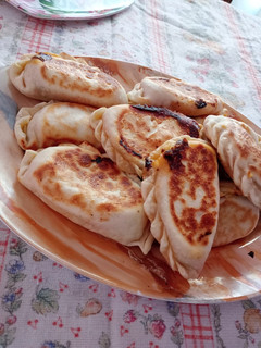 Una foto de Empanadas de jamón y queso (+ Otros ingredientes) Súper Fácil