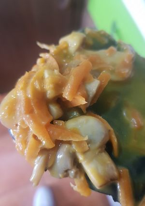 Una foto de Champiñones con crema