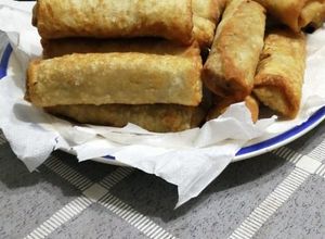 Una foto de Arrollados primavera veganos