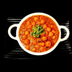 A picture of Chole Without Onion Garlic.