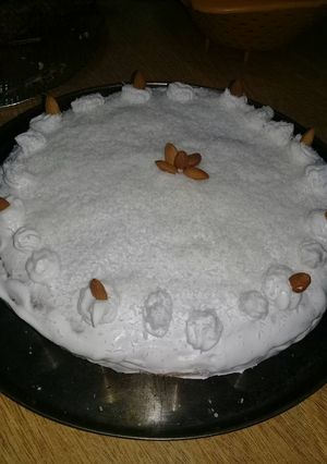 Una foto de Torta de coco y almendras