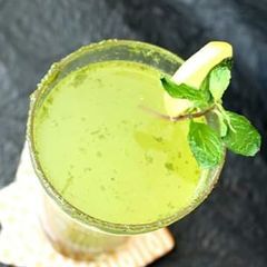A picture of Mint Lemonade.