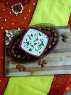 દૂધપાક (Doodhpak Recipe In Gujarati) રેસીપી મુખ્ય ફોટો