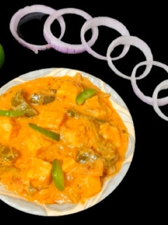 பன்னீர் கேப்ஸிகம் மசாலா (Paneer capsicum masala recipe in tamil) செய்முறை முக்கிய புகைப்படம்