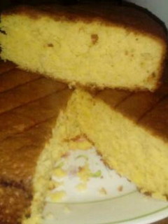 Una foto de Torta esponja de naranja
